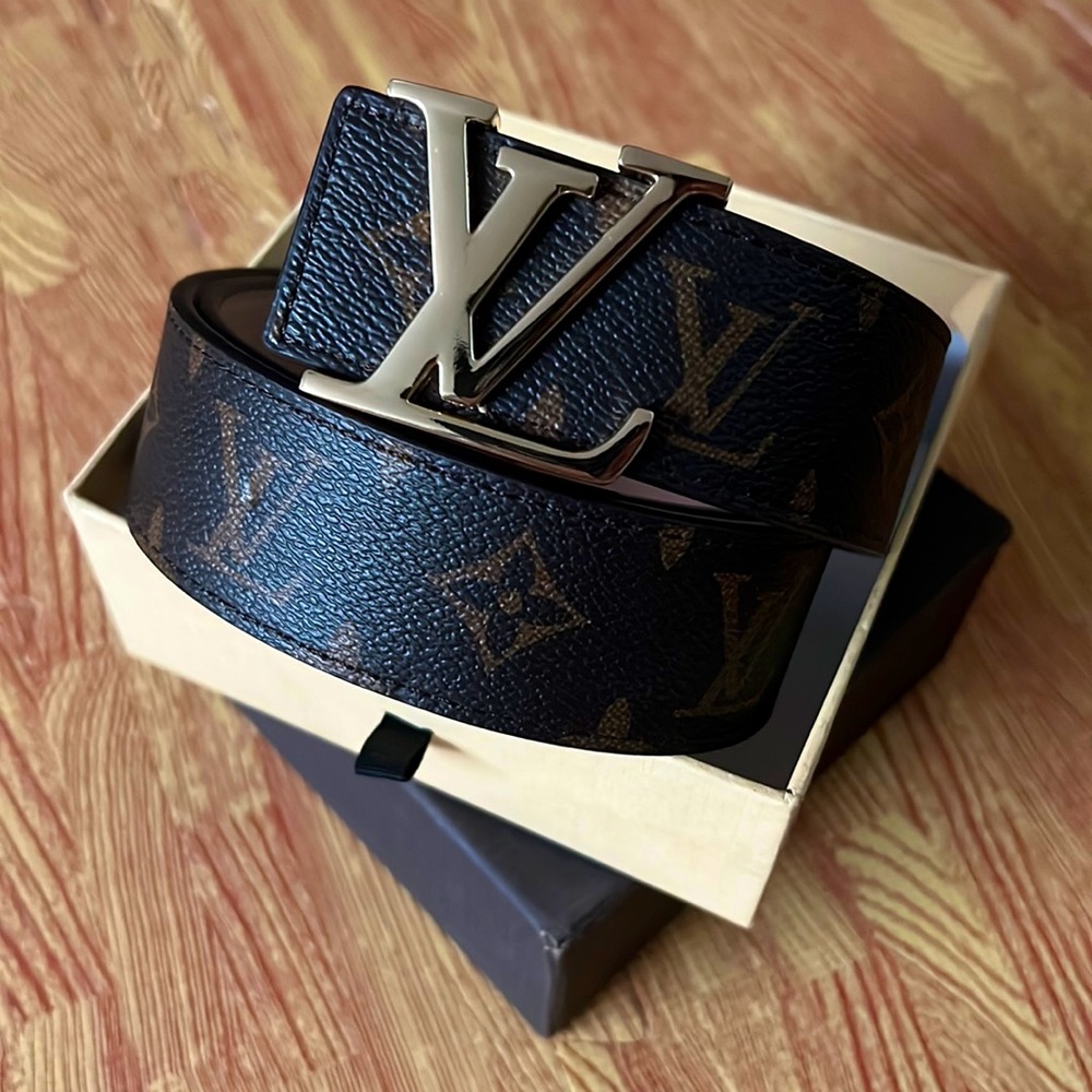 Louis Vuitton Leather Belt Gold LV initials brown LV monogram 36/90